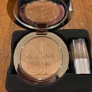 DiorSkin Nude Air Luminizer - Bronzed Glow 004